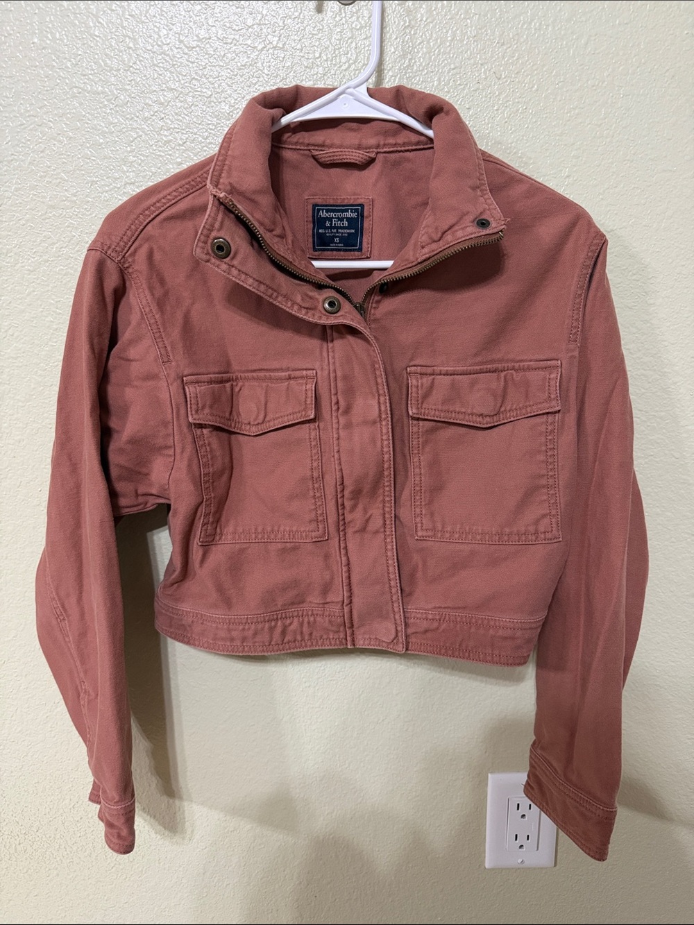 Abercrombie & Fitch Women's Cropped Utility Jacket - Rosewood